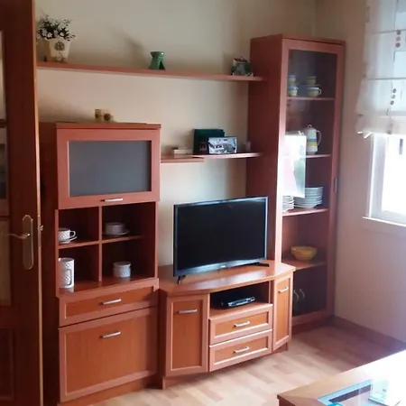Apartamento - Apartamento Centrico 2º Piso *