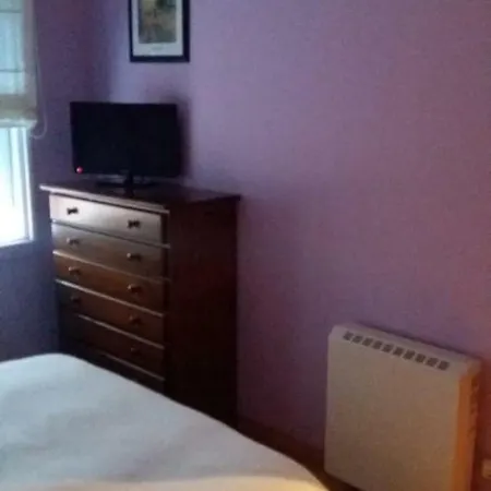 Apartamento - Apartamento Centrico 2º Piso *